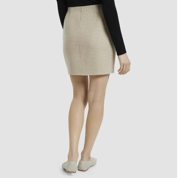 NWOT Women’s Theory Houndstooth Mini
Wool/Cashmere Pencil Skirt in Tan SZ 0 - Picture 6 of 7